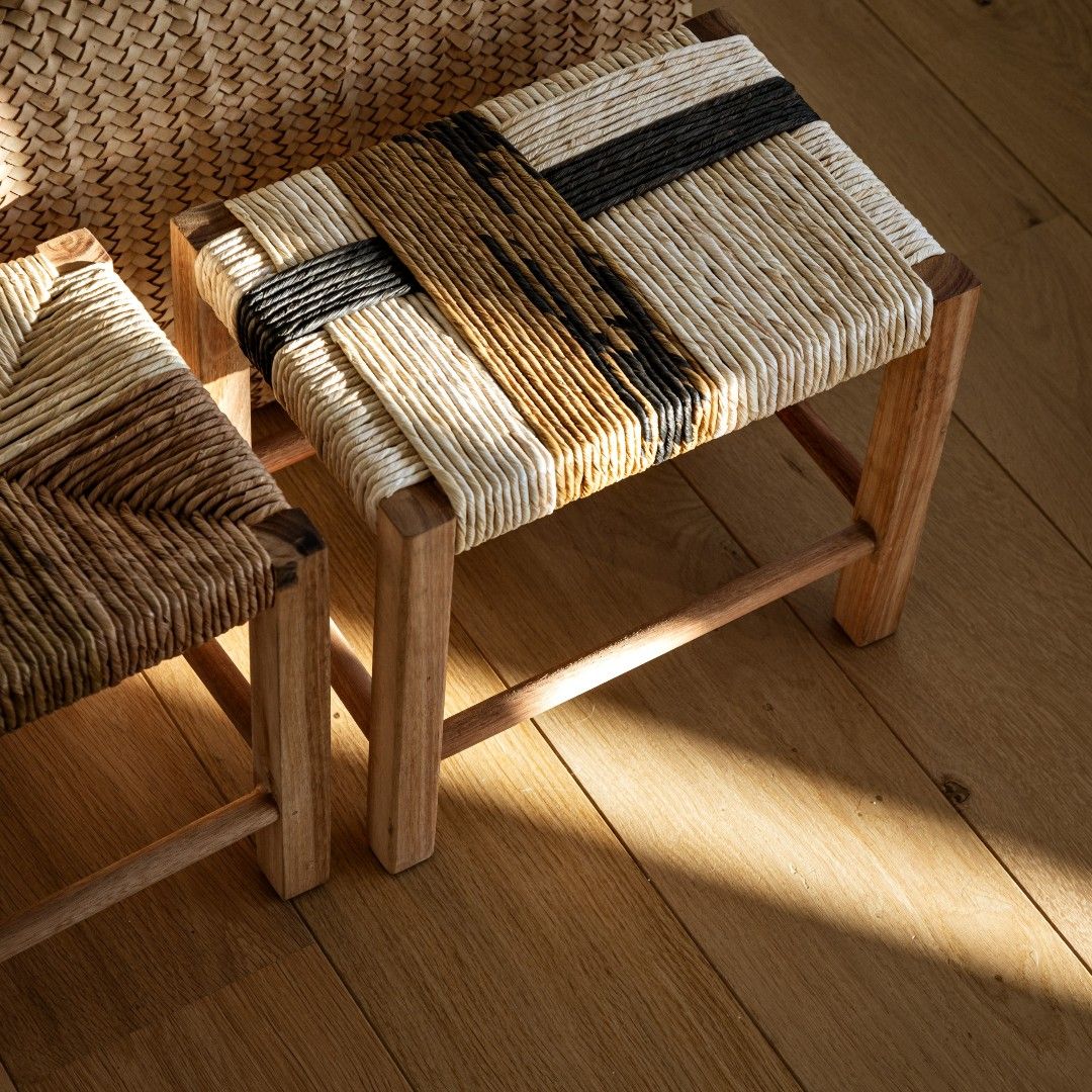 Hakwood'un 'Original' ürününün renk kattığı bir proje daha sizlerle.
Plank deseni, lüks ve doğallığı ön plana çıkarırken, renk ve yüzey bitişinin uyumlu dengesi ürünün iç mekana kattığı mükemmelliği sergiliyor.
Mimar ve Tasarım: @jacobsenarquitetura
Ağaç Türü: Avrupa Meşesi
Ürün: Original @hakwood
#elevatingfloors #interiordesign #interiorarchitecture #engineeredwood #mimar #içtasarım
#huniparke