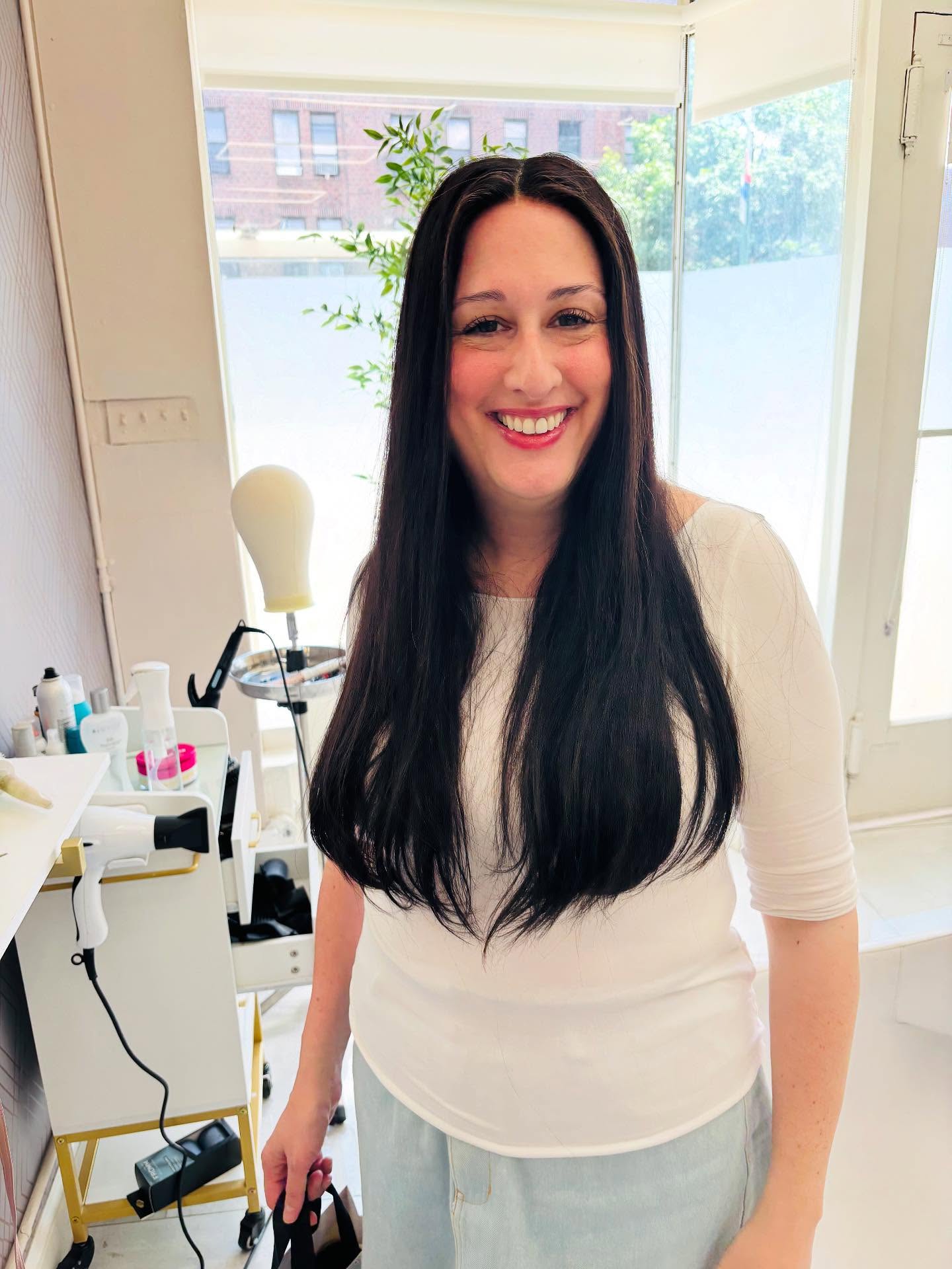 Every detail makes a difference ✨
We refreshed Mica’s wig with a new lining, a hairline touch-up, and a fresh wash + set — and just look at her glow! @micasoffer @colliveofficial #WigTransformation #HairGoals #CustomWigCare