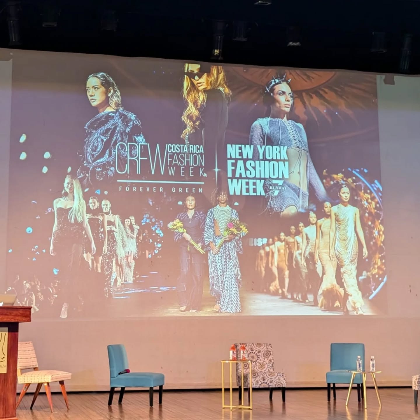 ✨ La moda costarricense vibra con fuerza.
Hoy tuve el privilegio de asistir a los Fashion Talks en el marco del Costa Rica Fashion Week, y salí profundamente inspirada.
Espacios como estos no solo impulsan el crecimiento de nuestra industria, también fomentan una comunidad creativa más informada, conectada y consciente.
Gracias a quienes hacen posible estas plataformas de diálogo y proyección para la moda nacional.
@crfashionweek @mcj_cr
#ModaCostaRica #IndustriaCreativa #FashionTalks #EveValverdeAtelier #LujoConPropósito