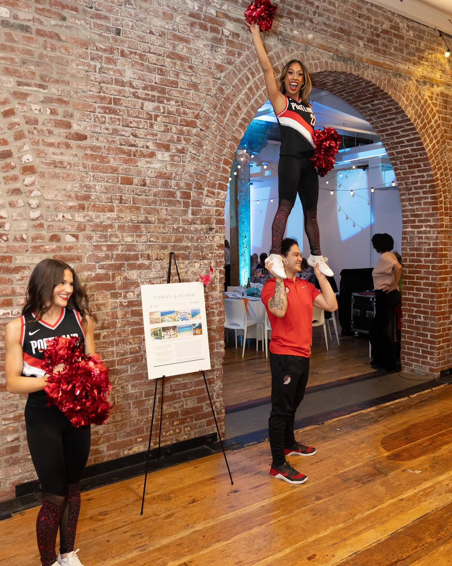 What a pleasure hosting @kathysplace_org Thrive and Bloom Annual Gala!
At Kathy’s Place single moms are empowered to build a new and exciting path for themselves and their family that will lead to transformative, generational change.
Kathy’s Place partners with single moms and collaborates with community partners to alleviate the stressors and barriers to success by providing:
Community
Housing
Education and Career Development
A Pathway to Success
Time to Create Lasting, Meaningful Change
Such an amazing night 🌸🌺🌺💐🌷
Photos by: @tomcookphoto
Catering: @devilsfoodcatering