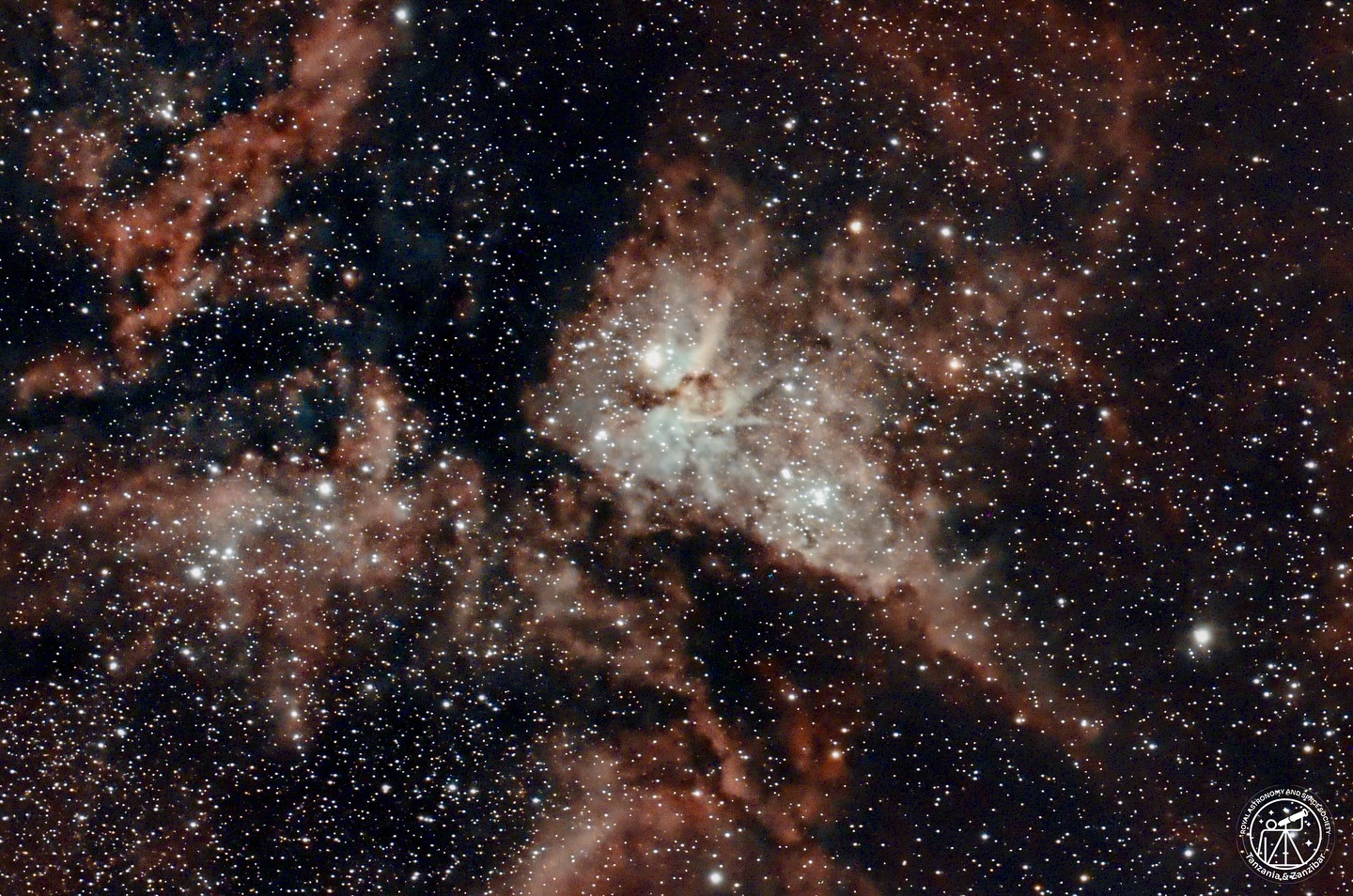 Just look at that beauty! 🌌✨
This is the Carina Nebula, a massive cloud of gas and dust where new stars are being born all captured under the clear night skies of Zanzibar.
📸: Captured by the Royal Astronomy and Space Society ~ Tanzania and Zanzibar
#SpaceIsAwesome #Astrophotography #StarrySkies #CarinaNebula #MadeInZanzibar #RASS#NASA #AstronomyLove #NightSkyVibes