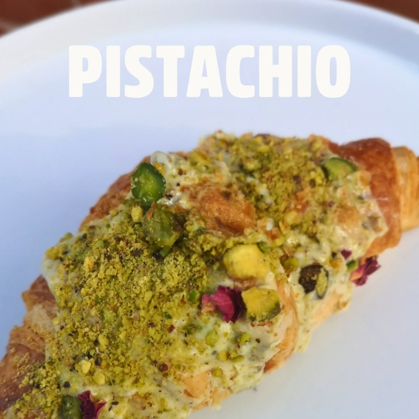 They say green is good for you... So go green today 💚
Fresh , flaky, Pistachio perfection. Paired with an Iced Matcha to beat the heat.
Available at our cafe. 🙋🏼♀️