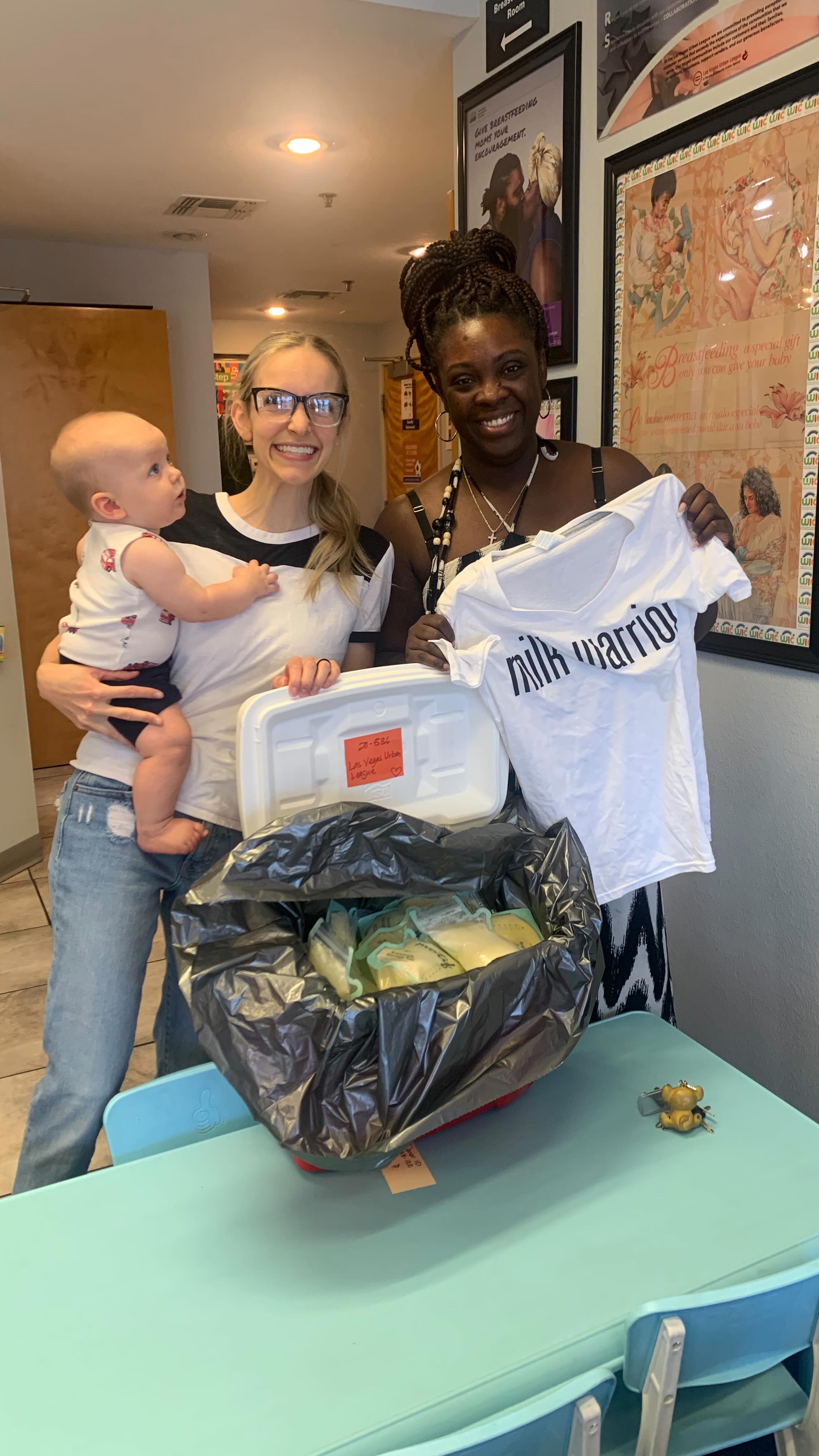 Thank You Kaila for your kind donation!🫶🏾
✨Donate Human Milk in 3 Steps✨
.
1 - Call 1.877.375.6645
2 - Complete Electronic Forms
3 - Take the free blood test
.
Vulnerable infants are in need. You can be a milk warrior and save lives. If you are breastfeeding, chest feeding or exclusively pumping and have extra milk you’d like to donate, pre-register today! We are able to hold your milk while you’re in the process of registering!
Call 1-877-375-6645 (For Spanish, select option 4)
.
Las Vegas Depots:
@bfgwithmaj & @heartandsolcollective 3320 E. Flamingo Rd., Ste 50 Las Vegas, NV 89121. 702.720.5198 call/text
.
✨Also, we hope you join us for Black Breastfeeding Week 2025 celebrations! 🤗
August 30th 11am - 2pm
Location TBA
.
Sponsor opportunities available!
.
For More info email: hello@heartandsolcollective.org
.
#humanmilk #humanmilkdonation #heartandsolcollective #criticalcareinfants #lasvegas #ibclc #lactationsupport #lactation #breastfeedingwithmaj #milkdepots