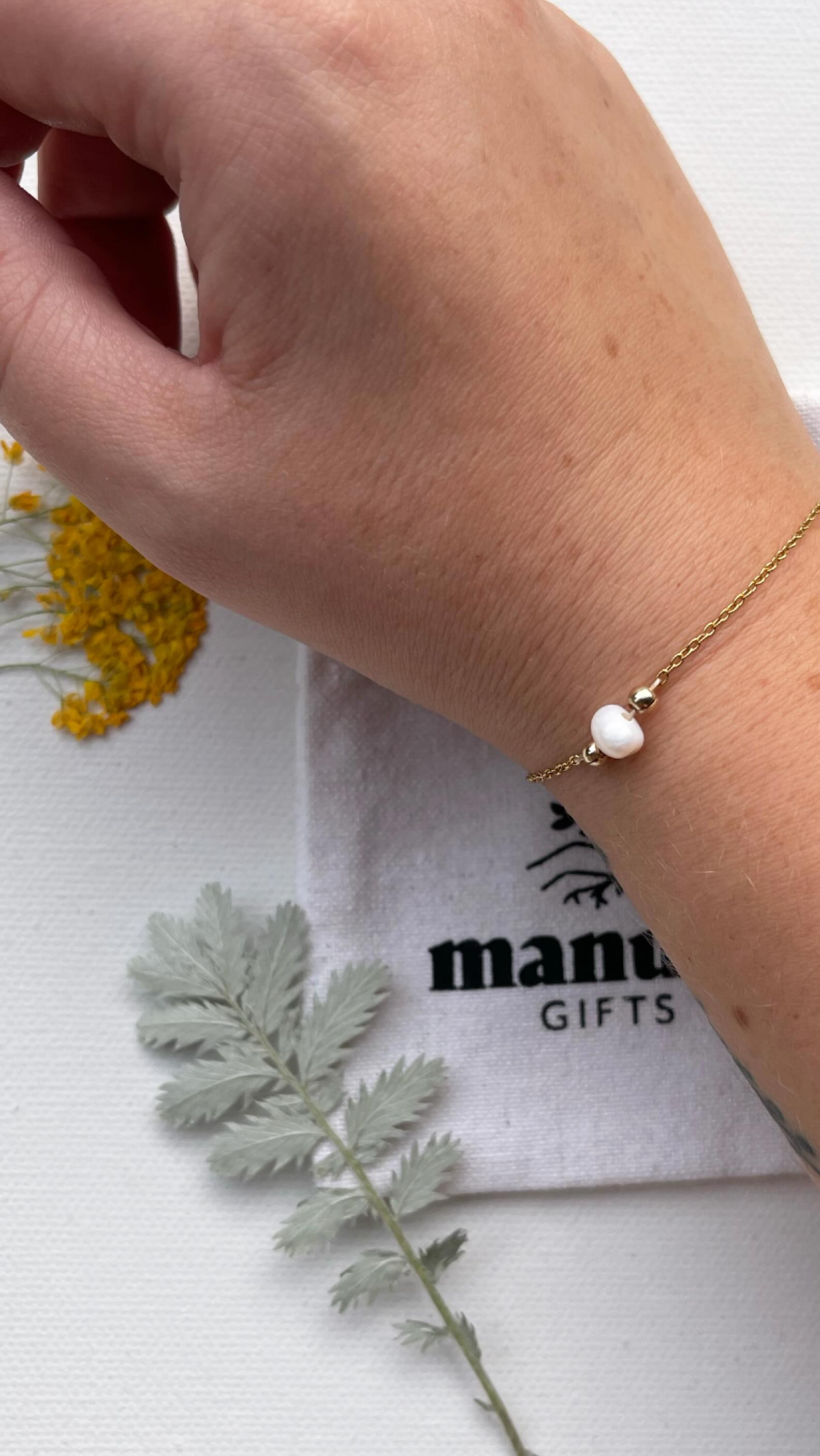 Warum nur eines, wenn man auch zwei Schmuckstücke haben kann? 🤫✨🫶🏼
#jewelry #jewelrymaker #manuka #manukagifts
