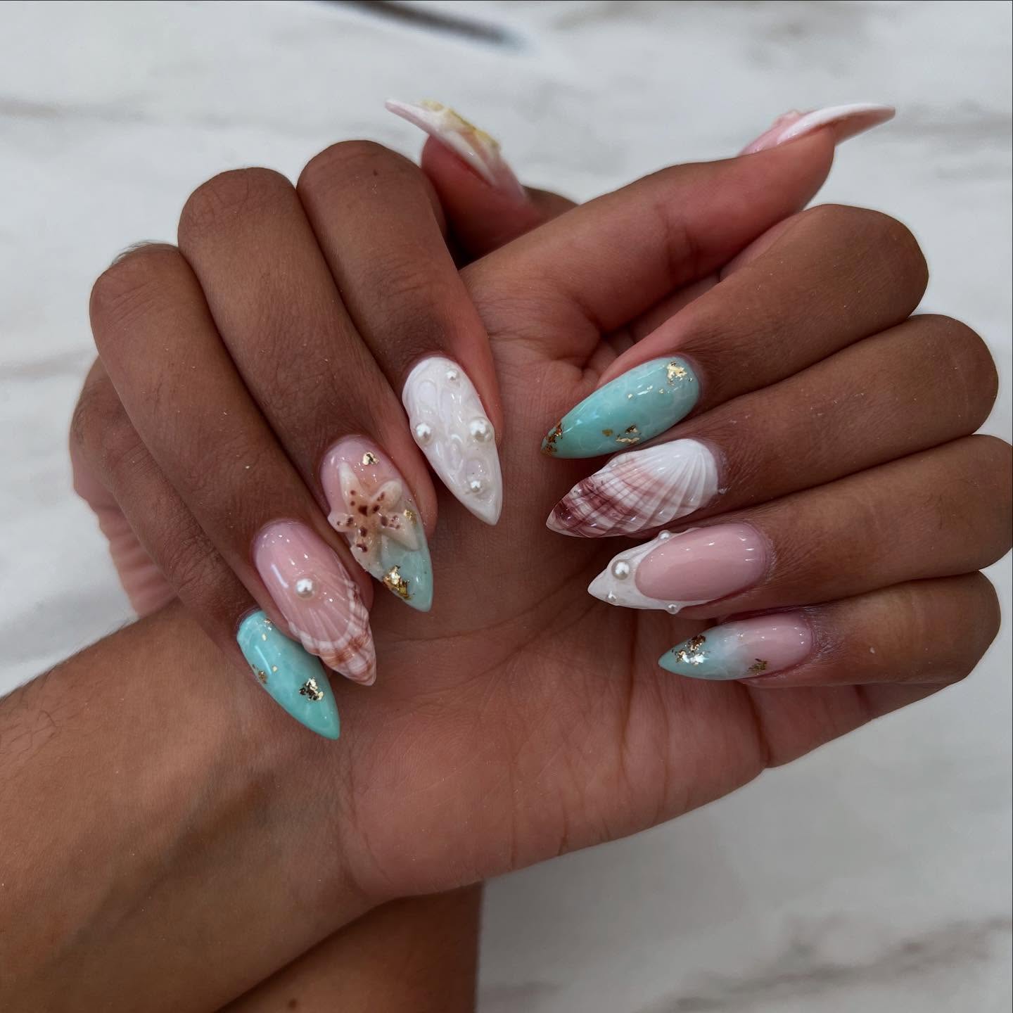 Beach, please ⛱️🌊🌼🐚🌸🐬
• Please contact us for mixed design sets so we can allocate the correct time and technician
