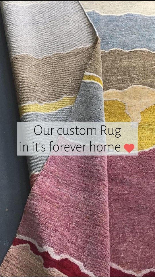 Rock my world!
Getting out for a walk on Bermuda's rocky coast lead to an inspired rug and revitalised my art journey over at @c_white_art
The colours were unexpected, and I just knew I had to capture the essence of this spot.
Our first installation (after 1 year of prototypes!) was in a client's beautiful family home in Bermuda, which seemed fitting due to its inspiration.
This piece lives in a few different iterations across the globe now, and is made to suit each space. We don't hold stock, each piece is bespoke and crafted by artisans.
Have you ever wanted a bespoke rug to suit your space? Drop me a DM to arrange a chat to discuss your project.
#interiordesign #biophillicdesign #artinspriation