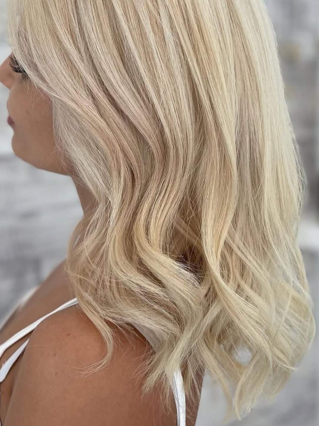 BLONDS!
Work by Tanja
#hairdresserpalmademallorca #hairstylistpalmademallorca #palmademallorca #beautysalonpalmademallorca