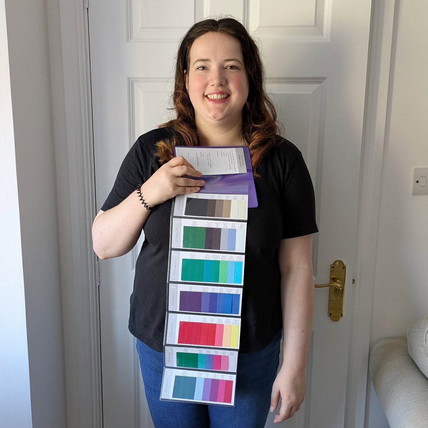 This beautiful client came to see me recently feeling stuck in black. With a special occasion and a summer holiday on the horizon, she wanted to feel more confident wearing colour โ and start building a joyful, sustainable capsule wardrobe that truly reflectsย her ๐๐
It was such a pleasure to welcome her into my studio. She left feeling excited, inspired, and ready to shop โ colour wallet in hand โ with a clear focus and a whole new level of confidence ๐๏ธ๐
And yes โ she can still wear black! We simply looked at how to wear itย in a way that flatters her best and brings out her natural features ๐ค๐
I love seeing that moment when it all clicks โ when someone realises colour isnโt about rules, itโs about possibilities ๐ฅฐโจ
Curious? DM me to chat or book your own colour analysis!
#yourcoloursyourstyleyourstory #radiantlyme #tonalcolouranalysis #colourmebeautiful #capsulewardrobe #confidenceincolour