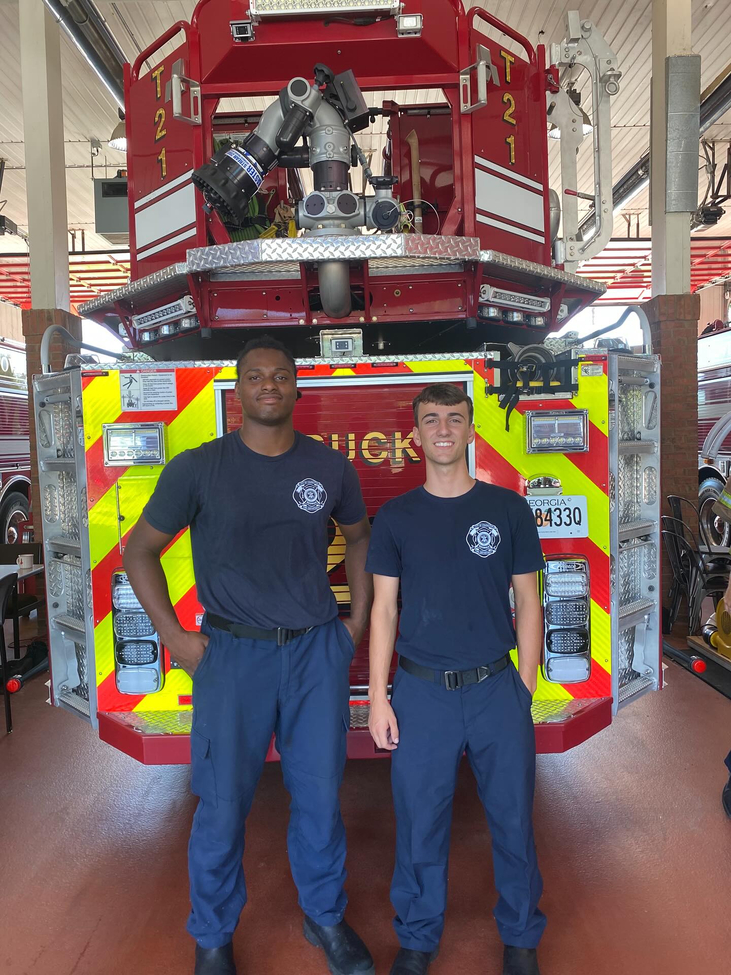Let’s all wish our newest recruits the best of luck as they head to the State Fire Academy today! 🔥 Over the next 10 weeks, they’ll be training hard, learning the skills and discipline it takes to become Covington’s finest. #fireacademy #gpstc #covfire #recruits #fire #backtoschool
