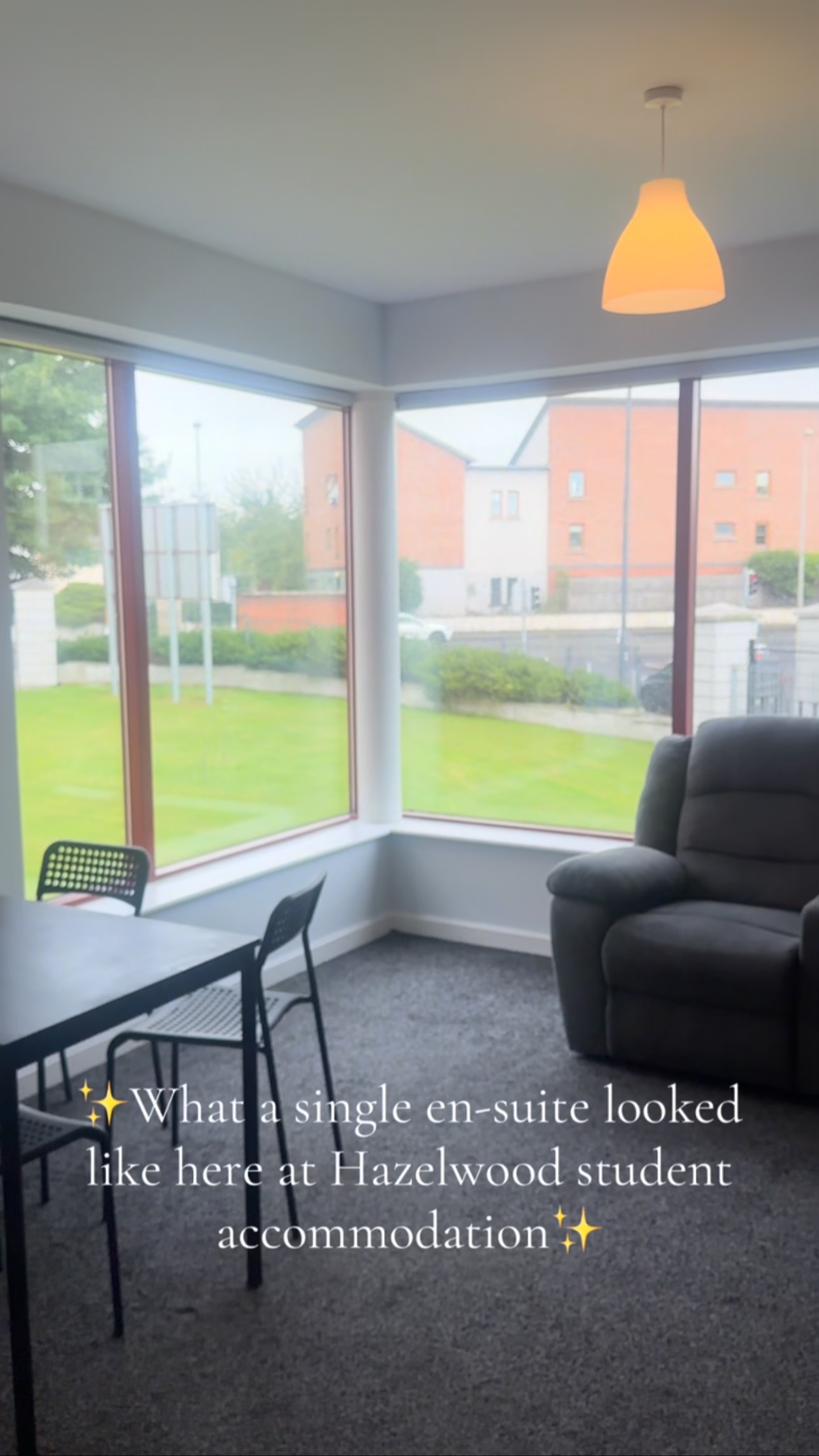 A look at one of our single en-suite rooms!!
We have limited spaces left for the upcoming year don’t miss out on booking your student accommodation!
Email us at support@hazelwood.ie for more info,
Also follow us on our TikTok for more videos of our accommodation @hazelwood_student
#hazelwoodstudentvillage #dcu #hazelwoodaccommodation #collegelife #studentaccommodation #studentlife #studentlife #unilife #backtocollege #student #dublin #northdublin #santry