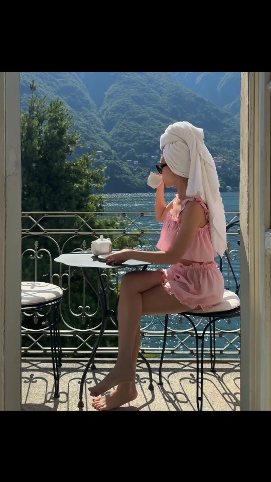 @pimtdao getting ready with me
#lakecomo #comolakeside #lagodicomo #lakecomovillas #lakecomohotels #comolake