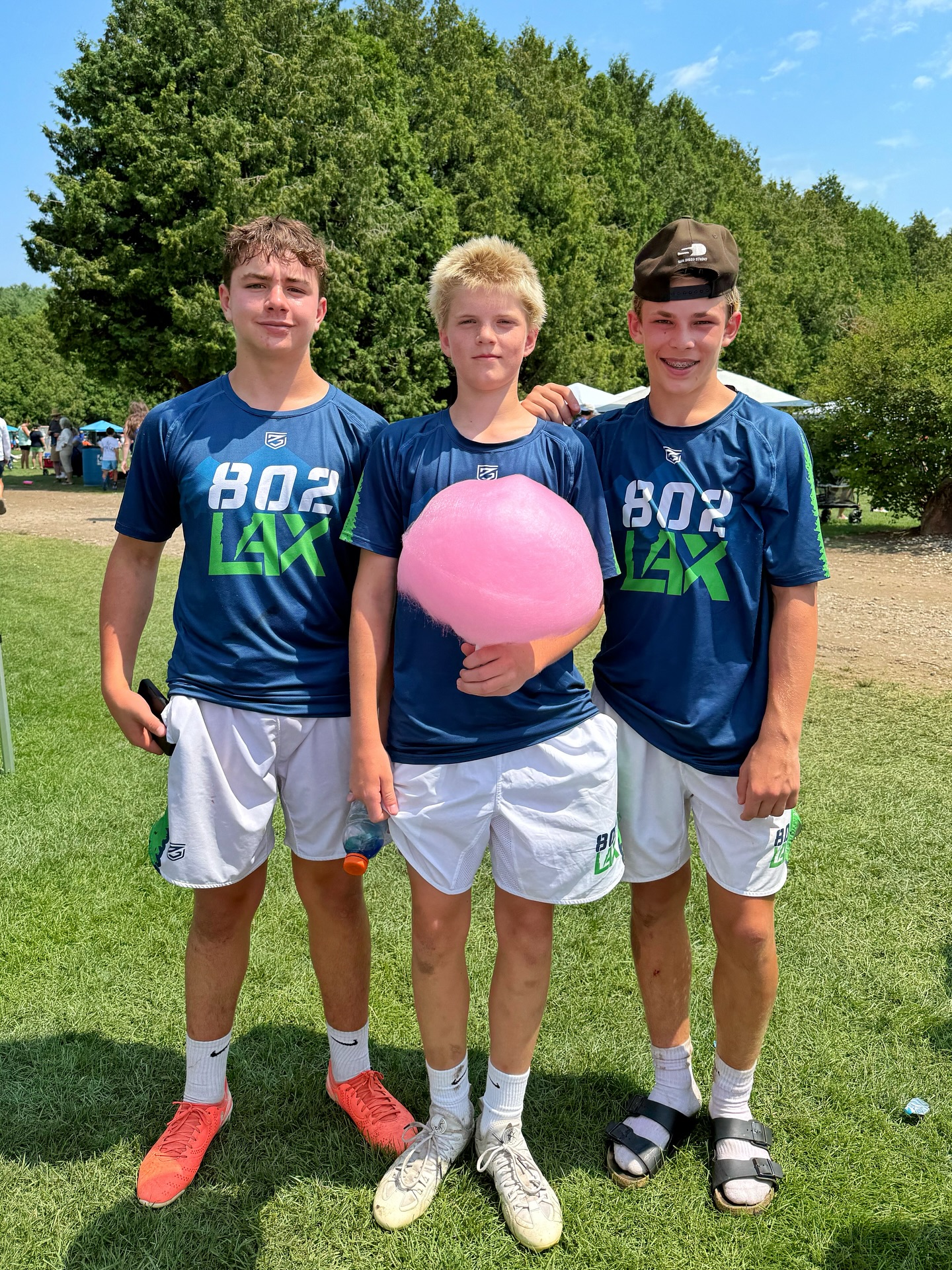 This weekend was hot 🥵
All the teams this weekend powered through and played hard. I had a blast watching some of the teams play and meeting so many new people. Thank you to and to all the coaches, refs, players, families, and siblings who would have rather been swimming this weekend lol.
It was so fun meeting so many new people and seeing all my favorite people this weekend @802lacrosse @primetime_lax @pizza44vt @thescoopvt @onlycannolivt 🩷🩷🩷 love you all
#crazycottoncandylady #cottoncandy #vermontlacrosse #802lacrosse #essextreefarm #essexvt