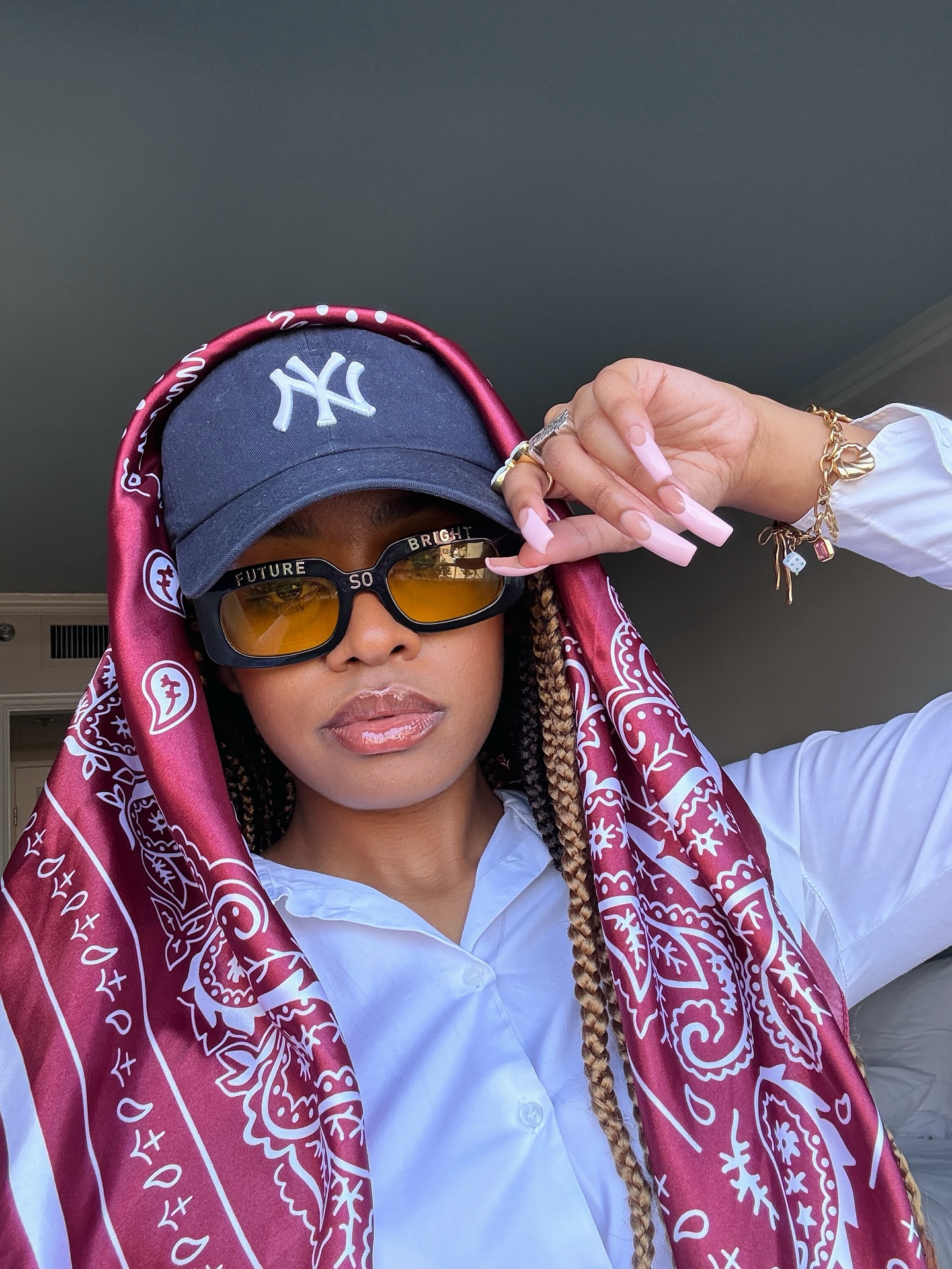 what a blessing it is to be Black, favored, and fine ⭐️
experiencing my *first* @essencefest thanks to my @sheamoisture #sheaversity fam was nothing short of a dream. it’s always been a goal of mine to go, but i always stayed quiet about it and focused on working diligently, knowing that if and when God wants it to happen for me, it will. and it did — from gaining new connections and eating too good to seeing some of my favorite artists live and profiling the gorgeous @loviesimone which really felt like talking to one of my girls. the term “God is good” will never be just a cliché for me; my life is proof of it and will continue to be. 🤍