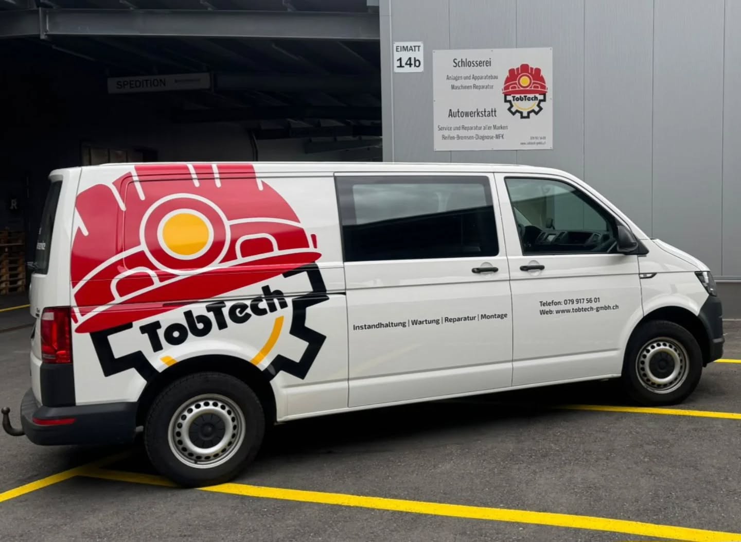 Der neue Bus ist nun auch beschriftet🖍