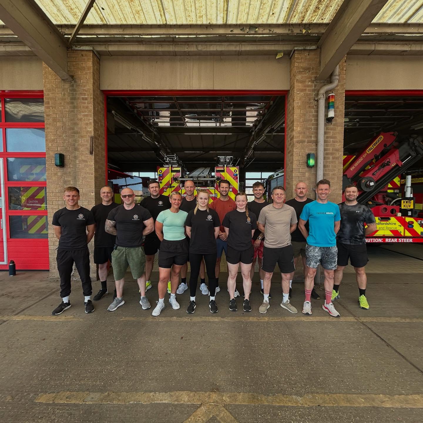 What a squad! Fantastic to be working with @bedsfire again training up their PTI’s. #personaltrainer #fitness #fire #fireandrescue #firefighter #firefightertraining