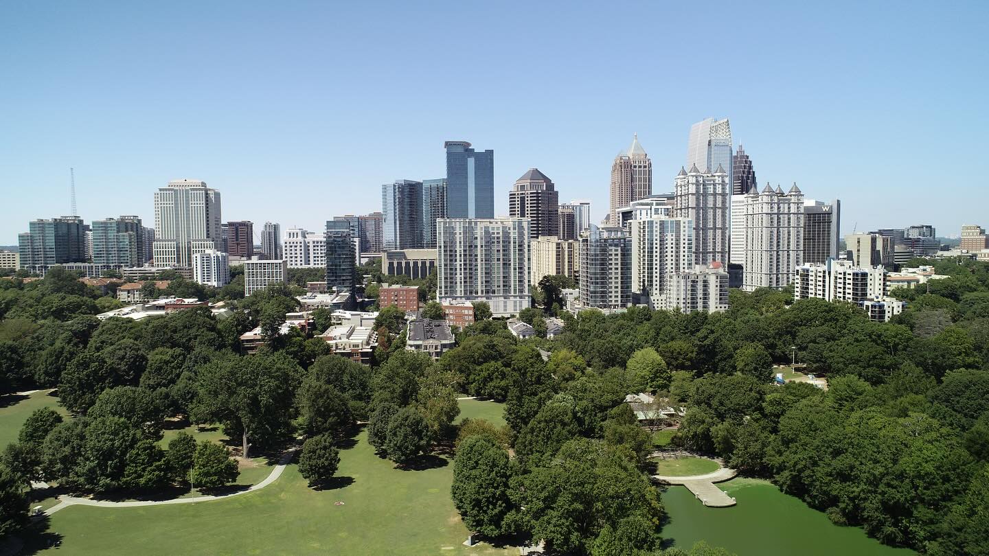Find us at @piedmontparkgreenmarket every Saturday! 💚 Come stock up on your favorite granola and say hi.