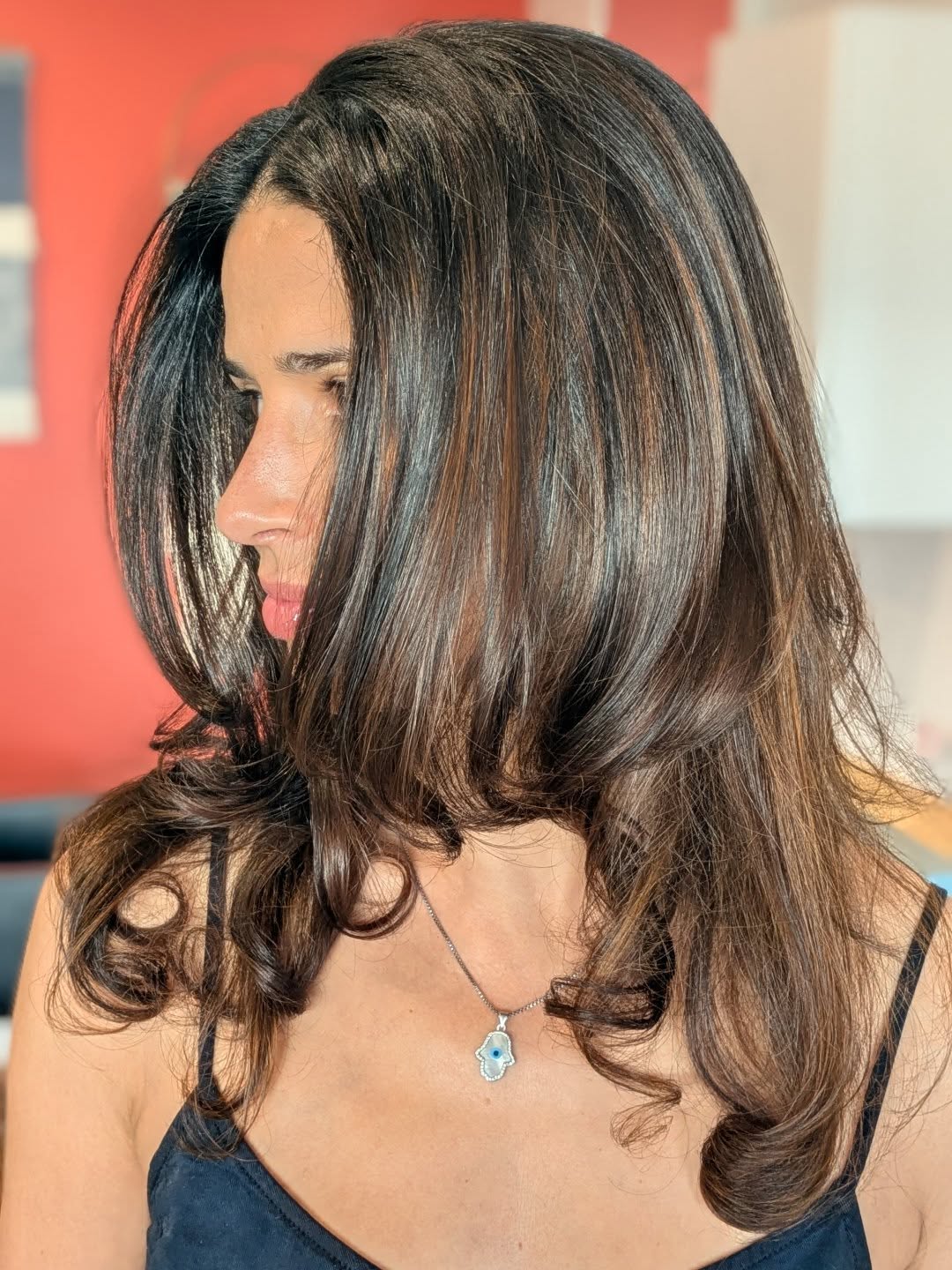 Sun kissed balayage for @beccarosiee Thank you for the trust!
Hair color and haircut by @hairondisplay
.
.
.
.
.
#summerhaircut #summerhaircolor #summerhousesalon #southbayhairsalon #redondobeachsalon #balayage #foilayage #socalstylist #socalhair