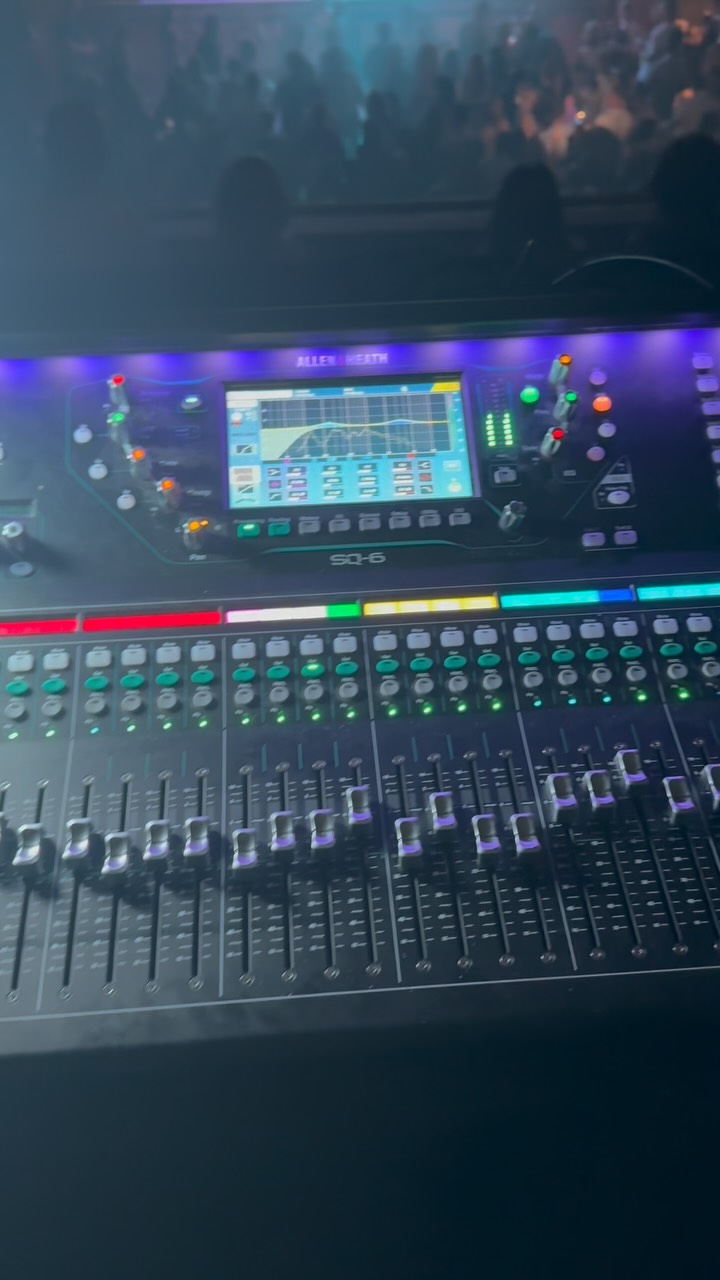 Always a blast manning the faders for my best mates in @fandjango.music who packed 400 people into the municipal hall tonight! Using an Allen & Heath SQ6. I LOVE these consoles!