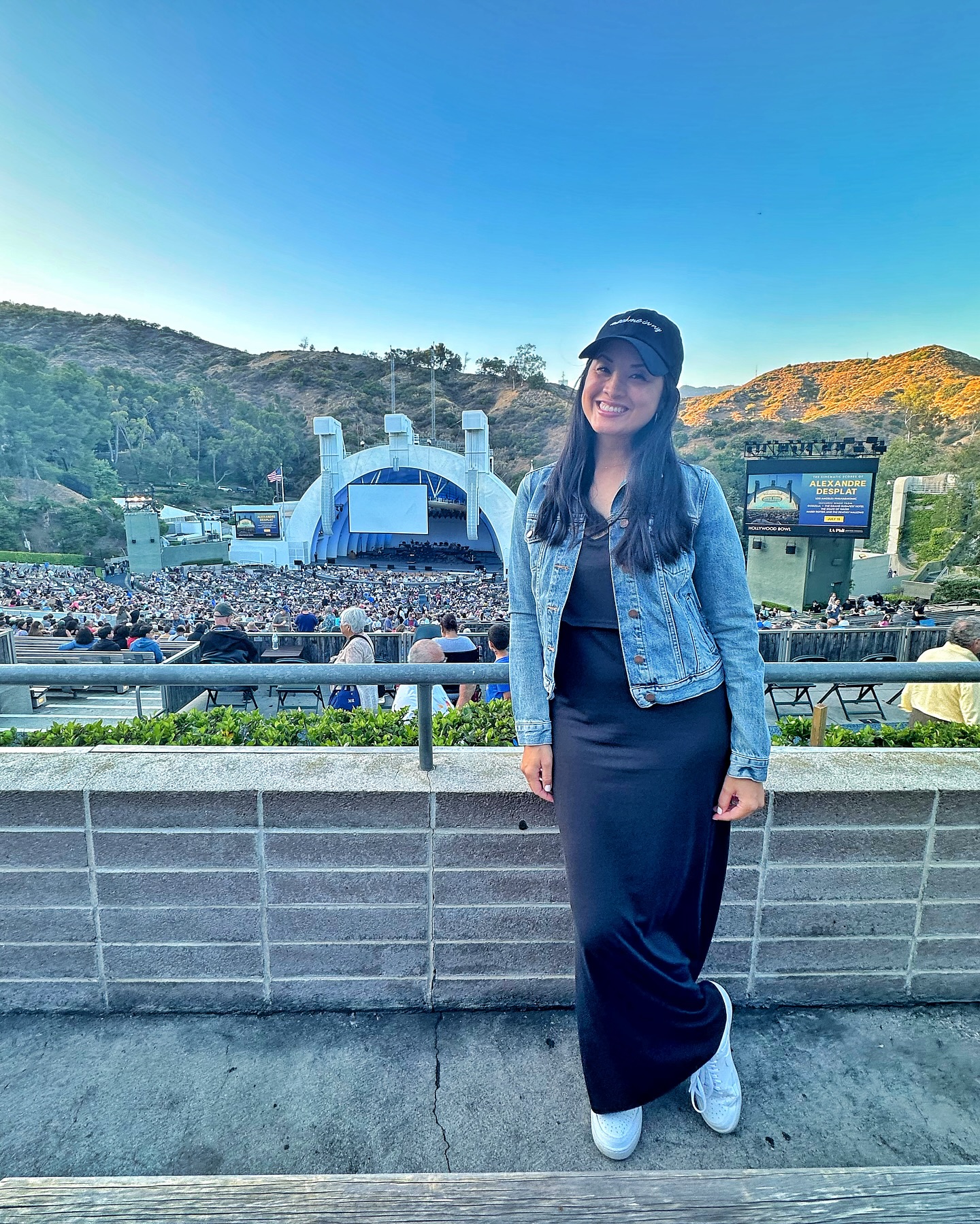 The Sound of Summer 🎶
Taking a picnic to enjoy at the @hollywoodbowl while watching the @laphil was one of my favorite things to do during the summer when I was a kid. I feel so lucky to live in LA where this can be a regular thing! Can you believe not every city has a concert venue like this? 😜 I don’t go that often, but it’s always a treat when I get to!
Happy 85th Birthday, Bugs Bunny! 🥳