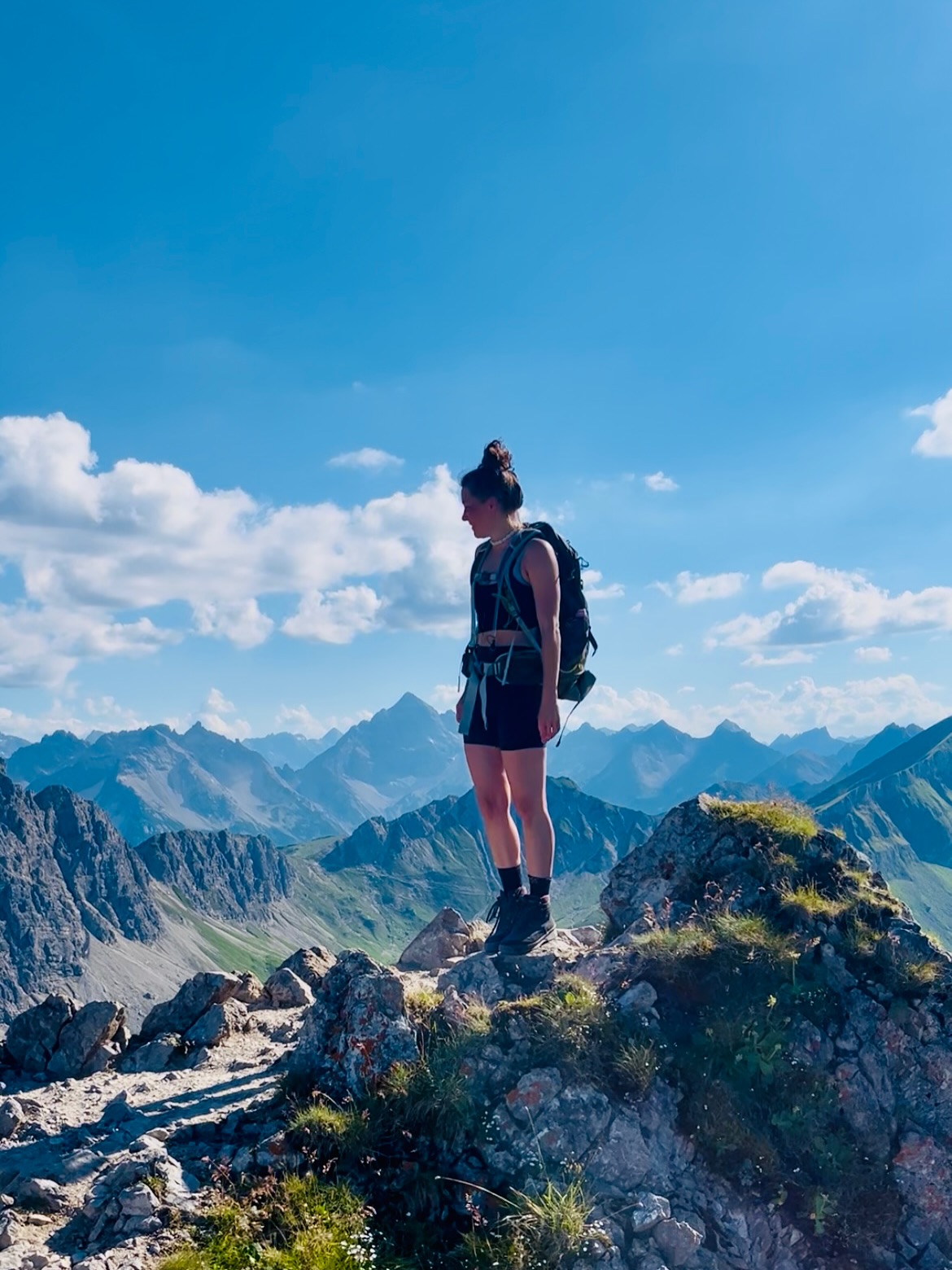 Breathing in the mountains magic…
#homeiswherethemountainsare #mountainadventures #mountainmagic #uphere #cominghome #alps
