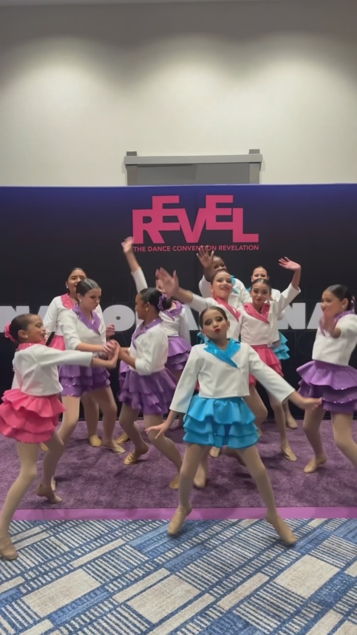Dropped these cuties off at @reveldanceconvention and we had the best time ever! 💙✨