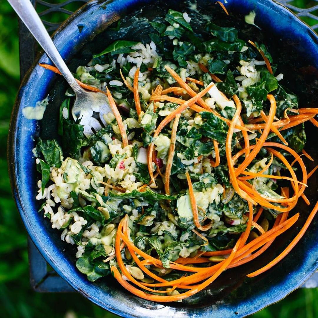 This week’s PACT recipe keeps it cool and crunchy with a fresh Kale Salad! 🥗💚 Swipe to see the ingredients and cooking instructions — and let us know what you think in the comments! #FreshFromTheGarden #PACTRecipe #GrowToLearn