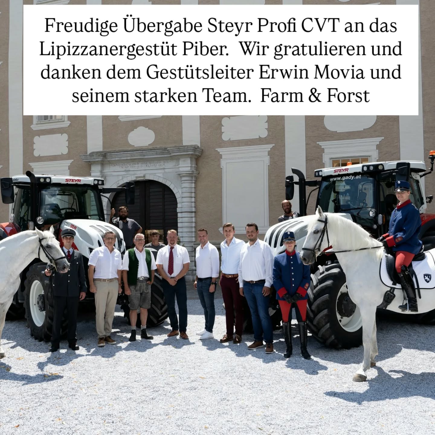 Übergabe Gestüt Piber. Vlnr.; F&F Gesch.leitung Kaiser, Krainer, Gestütsleiter Erwin Movia, Steyr-GL Gunnar Hauser, Steyr-VL Christoph Marktl und Martin Knass (Gady).