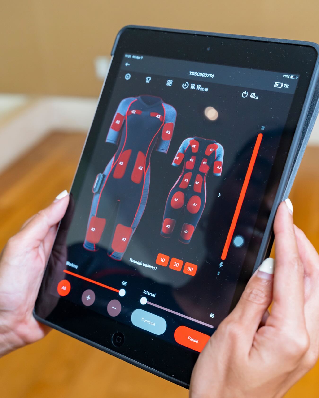 At Interpulse, we blend proven strength & conditioning methods with cutting-edge EMS technology — giving you a smarter, more efficient way to train. Build real strength, improve performance, and maximise results in less time.