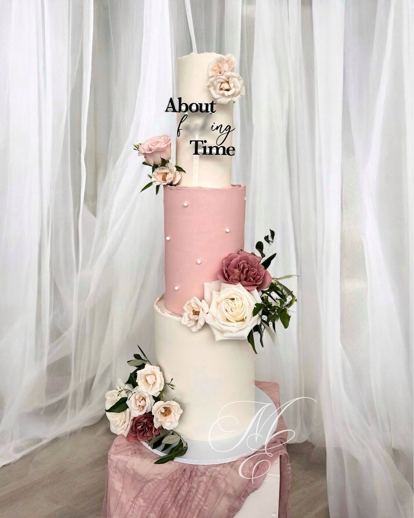 ~ About Time ~
Just when I thought all of my photos of this dusky pink beauty from back in September were lost, I was sorting through my Canva files and there she was.
Posting this cake now couldn’t feel more fitting — because it’s about time I finally took the leap and left my retail job to focus on my little business full time. (With another little side hustle pending, more to come on that later 💅🏻)
It’s a big change, but one I’m excited to make — and I’m looking forward to seeing where it takes me 🥰
Swipe left and you’ll spot another small shift too: a little brand refresh that finally feels like it fits the aesthetic we strive for ✨
As always, thank you so much for being here and supporting me 💕
#norfolkweddings #norfolkweddingcakes #norwichcakedesigner #norfolkeventstylist #norwichwedding #norfolkbride #ukweddingcakes #luxuryweddingcake #modernweddingcake #romanticweddingstyle #floralweddingcake #eventstylingnorfolk #norfolkballoons #weddingcakeinspo #weddingstylingideas #norfolkcreatives #cakeartistuk #museeventsbygl