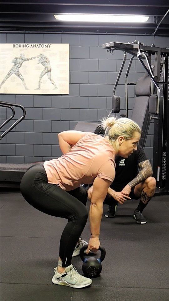 Your Personal Trainer in Amsterdam!
Ready to get stronger, fitter, and more confident? My personal training sessions in Amsterdam Noord are designed to help you move better, train smarter, and achieve real results!
In this session, my client kate is focusing on shaping and toning the lower body with functional exercises that build strength, muscle, and stability. Walking lunges are one of my go-to choices for functional lower body training, as they improve balance, coordination, and overall leg strength.
Putting in the work together to make progress before summer! ☀️🏋️
✅ Workouts tailored to your goals
✅ Focus on proper form & technique
✅ Build strength, endurance & mobility
✅ Train injury-free & feel your best
No more guesswork—just results! Whether you want to gain muscle, tone up, or improve performance, I’ll guide you every step of the way.
🔥 Train with me in Amsterdam Noord & level up your fitness!
📍 Personal Training in Amsterdam Noord
🌐 www.originalphysic.nl | www.kebkokabakibi.com
#PersonalTrainingAmsterdam #PTAmsterdam #AmsterdamNoord #TrainWithPurpose #KEBKOFunctionalFitness #StrongerEveryDay #NoExcuses #CoreStrength #MobilityAndPower #SummerReady #InjuryFreeTraining #MoveBetterTrainBetter #TrainSmart #FitForLife