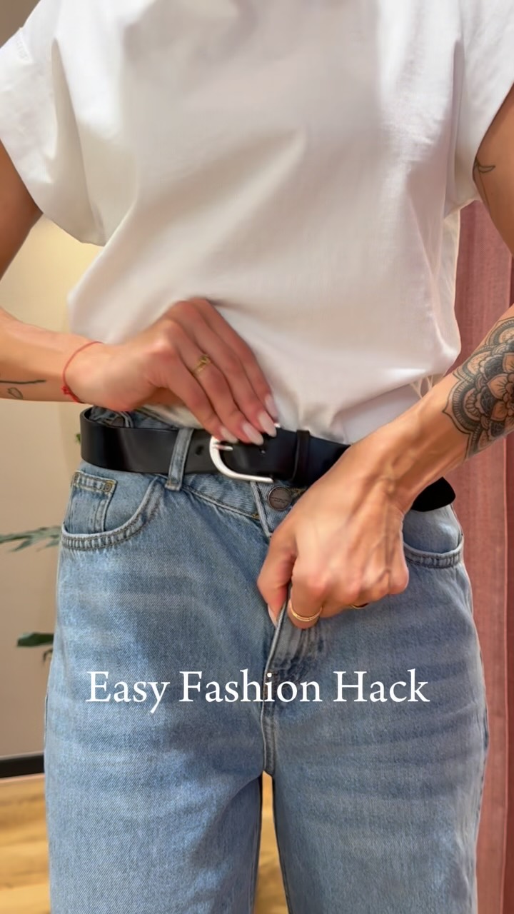 Mit diesem easy #fashionhack passen euch ab heute wieder all eure Hosen! 👍🏻👖
Speichern und beim nächsten Mal ausprobieren!
#chris #chrismode #fashion #bornheim #merten #wachtberg #outfitinspiration #fashion #instafashion #belt #belthack