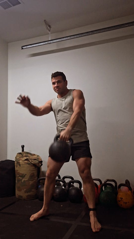 Todays Session - 14/7/2025
Get Ups - 40KG x 10 x 1 (one for one, no rest)
Snatch - 36KG x 16 x 5 every75sec
Bracket 1 - Medium Volume
UH Race&Chase - 2KG Rope 3 x 1min (real focus on driving it with the your core)
Shinboxes - 3 sets