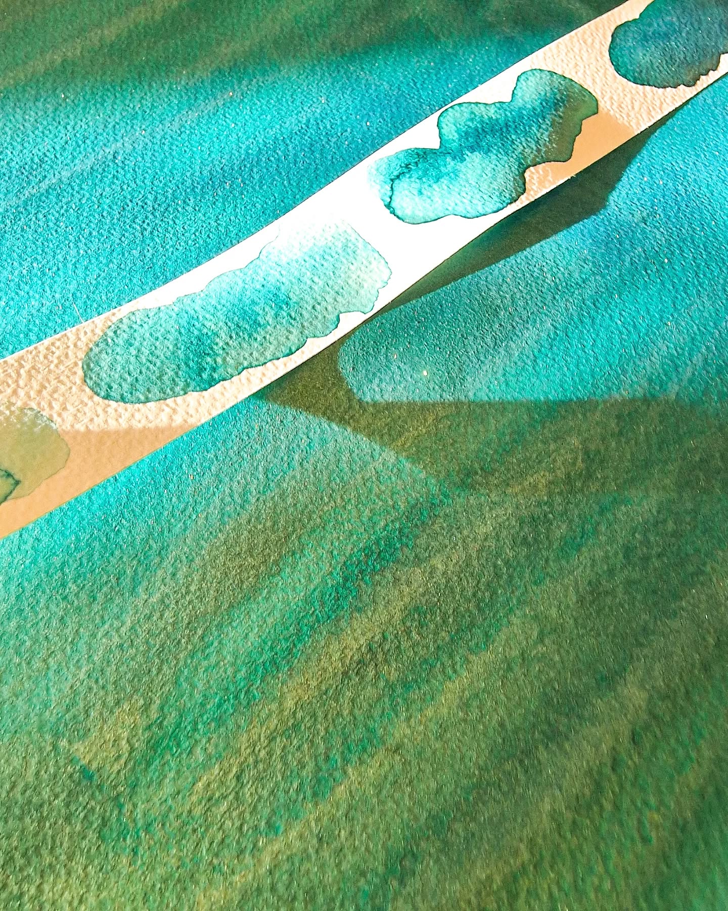 Les concours anniversaire du Pigmentarium 2/6
Place à la magie de la surprise ! Cette semaine, je vous propose de remporter une pochette surprise taille L, d’une valeur de 120 €, remplie de trésors pigmentés (aquarelles artisanales,bâtons de couleurs, pinceau, petites merveilles…)
Pour participer :
- Like ce post
- Abonne-toi au compte
-Commente luciole et dis-moi avec quelle serait l'artiste de tes rêves à qui je devrais proposer une Collab 👀
Le concours se termine le 16 juillet 2025 à midi.
📍Ouvert à la France et à l’international 🌍
Bonne chance à toutes et tous, et merci pour votre fidélité depuis ces 6 ans ✨
Le gagnant du concours n°1 est @pamigame67
Merci pour vos participation et bonne chance pour celui ci !
#aquarelleartisanale #lepigmentarium #concoursartistique #pochettesurprise #aquarelleaddict #concoursinstagram #faitmainavecamour #godetaquarelle #peintureaquarelle #concourscreatif #pigmentsnaturels