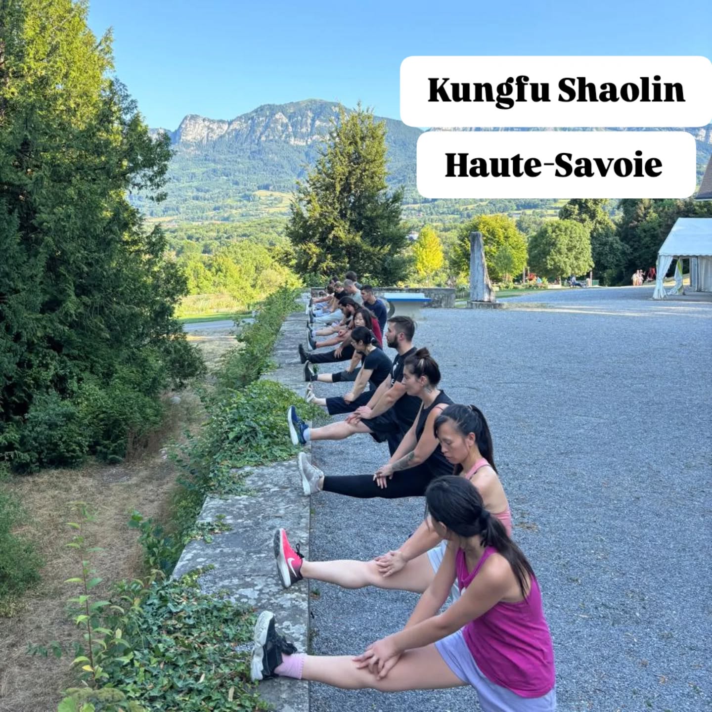 Cours d'aujourd'hui au parc du Plain Château
Les lundis et mercredis de juillet , nous sommes au plain château.
Rejoignez nous
Gratuit et accessible à tous
Pour plus d'informations 07 87 80 38 92
Shaolincksf@gmail.com
www.thewayofshaolin.fr
#larochesurforon
#kungfushaolin
#artsmartiaux
#traininginsummer
#motivation
#shaolin
#shaolinkungfu
#thewayofshaolin
#the.way.of.shaolin