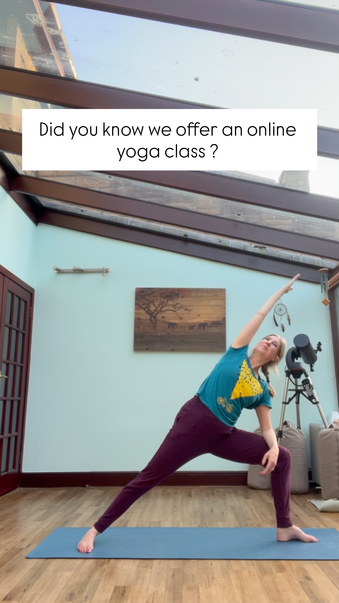 Summer in Edinburgh that turns regular yoga class into hot HOT yoga class😅😅
Here’s a snippet from last evening’s online yoga class- challenging our strong foundation with dynamic movement.
Did you know we offer an online yoga class every Wednesday 7-8pm? DM for details
.
.
.
.
.
.
.
.
#theiyaarts #yoga #yogainstructor #yogainedinburgh #edinburghyogaclasses #edinburghyogateachers #joinyogaclasses #onlineyogaclasses #onlineclasses #scotlandyogateacher #yogainscotland