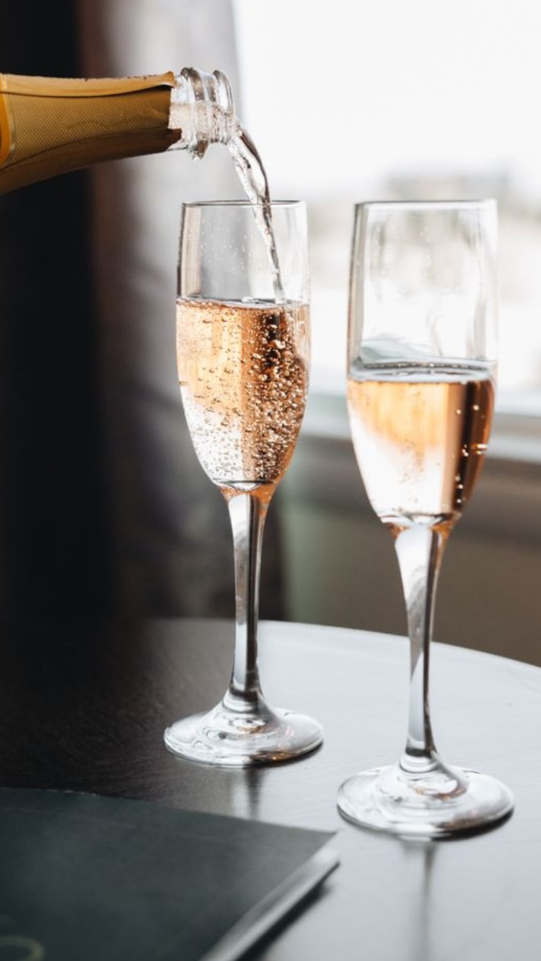 โจ What an amazing night at the Realtor Appreciation Mixer! โจ
Thank you to everyone who came out to network, enjoy great food, sip on signature cocktails, and take professional headshots โ all while celebrating the incredible real estate professionals in our community! ๐ก
Special thanks to our sponsors, JD Lending Group and Centric Realty Services, for making this event possible.โจ๐ฅ
Weโre honored to be surrounded by such talented and dedicated agents. Hereโs to continued success and collaboration!๐ฅ๐
๐๐๐ง๐ฉ๐จ๐ข๐ง๐ญ ๐๐ข๐ญ๐ฅ๐ ๐๐๐
๐1412 W Colonial Dr, Ste 400
#RealtorAppreciation #NetworkingNight #RealEstateCommunity #Gratitude #PenpointTitle #LendingGroup