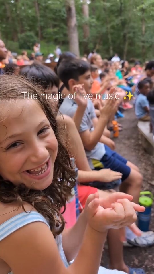 Sankofa = reaching to the past to move towards the future ✨ Explorers are loving today's adventure: listening, singing, and dancing along with the Sankofa Project!
#musicmakersweek #littlemusicians #LearningAdventureBus #summercamp