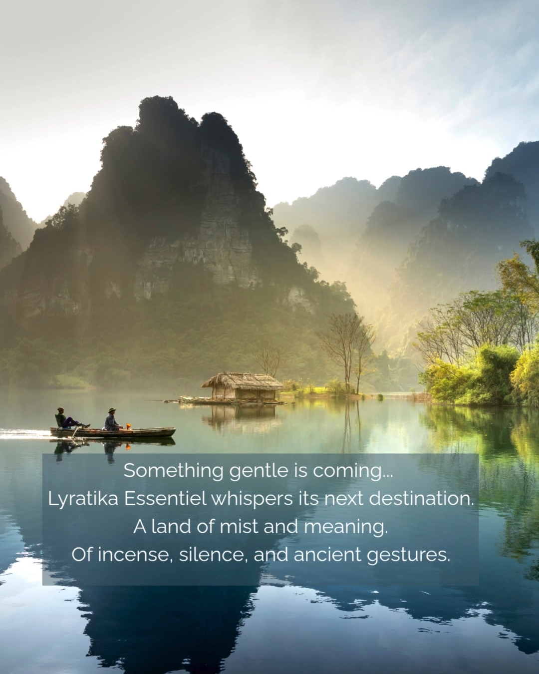 Vietnam, let yourself be moved.
More soon.
#LyratikaEssentiel #VietnamWithSoul #NewDestination #MindfulTravel #AuthenticJourney #ComeAsYouAre