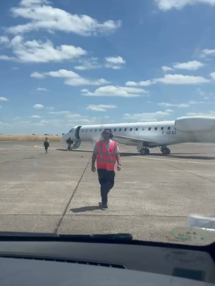 TAKE 2 🎥 🎬 from the @blackeyedpeas #summer #tour #2025 #france #uk #caen #cannes #denmark #morocco #nice #beauregard #turkey #paris #marseille #copenhagen #marmande #casablanca #italy
It’s amazing how far fitness has taken me —
from local sessions to world stages with legends.
Grateful for the journey… and what’s still to come.
- #Donamatrix