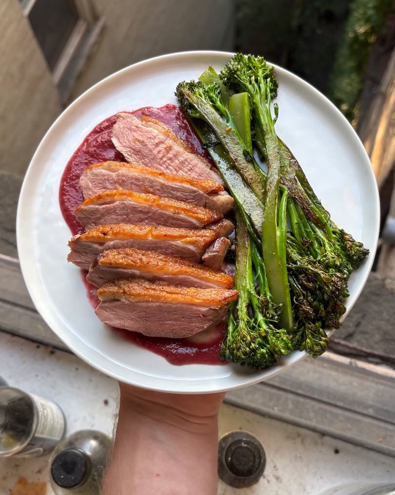 I don’t make duck that often so this came out just a little over done but it was still tender and delicious. Served with cherry mustard sauce and broccoli rabe sautéed in the rendered duck fat. Honestly pretty quick to throw together :)) happy weekend ☀️
#cookingforamici #summerrecipes #recipeinspo #nycchef
