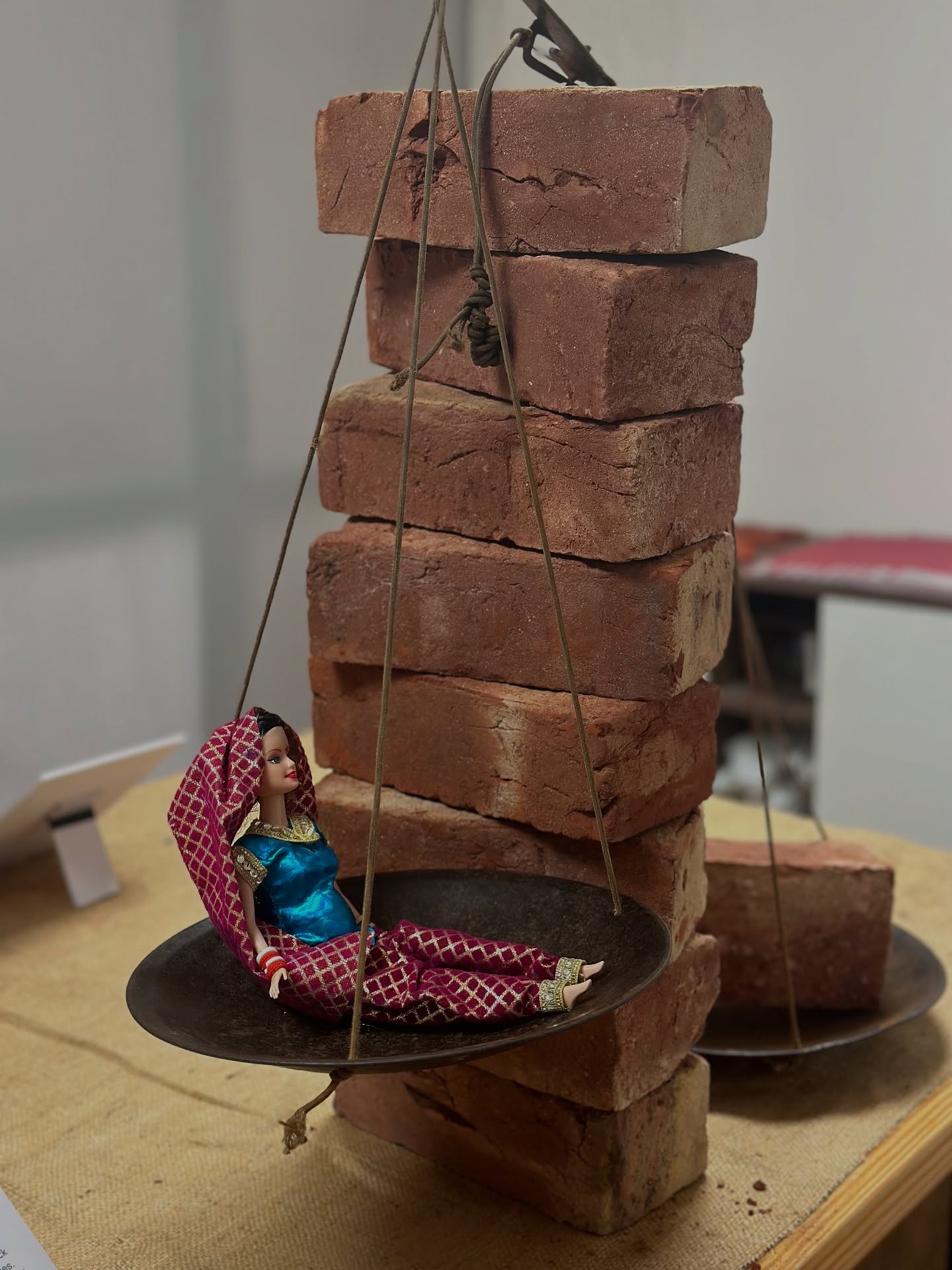 Ek brick ko shape dene se lekar usse majboot banane tak – har step par women workers ka ek important role hota hai.
Brick kilns par women workers ko tapti dhoop mein kaam karna padta hai. Saath hi daily use ki zaroori cheezon ko collect karna, khana pakana aur bachchon ki dekhbhaal bhi karni padti hai. In multiple responsibilities ke kaaran unpar dual burden hota hai, jismein woh poore din busy rehti hain.
Finance, family aur work ke pressure ke beech, woh apna dhyan nahi rakh paati. Kai baar to pregnancy ke dauraan bhi kaam karna padta hai, aur bimaari ke case mein ilaaj adhoora chhodna padta hai.
Migrant hone ke kaaran unke paas required documents nahi hote, aur villages se door rehne ki wajah se basic suvidhaayein bhi un tak nahi pahunchti. Kaam aur aas-paas ke mahaul se unhe milta hai sirf – ignorance.
Lekin in women workers ke kaam aur responsibilities ke recognition, aur presence ke acceptance se inka aur inke bacchon ka future better aur inclusive banaya ja sakta hai.
Badlaav se juden. Click karein: https://www.buniyaadinitiative.in/
#brick #brickbybrick #womenworkers #unpaidlabour #invisiblelabour #emotionallabour #emotionalresilience #balance #brickkilns #brickkiln #bhatte #bhatthe #inth #eent #eenth #women #womenshealth #health #healthservices