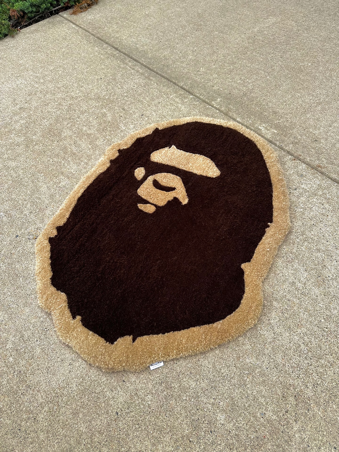 BAPE Logo Rug (33” x 24”)
DM Me For Inquiries or To Get Your Own Made Today!
COMMISSIONS OPEN – Let’s Make Something Special!
•
•
•
#rug #tuftingart #bape #bapejapan #japanstyle #gorilla #bathingape #baperug #streetwear #hypebeast #tuftedrug #customrug #handmade #handmaderug #rugart #homedecorating #dopedecors