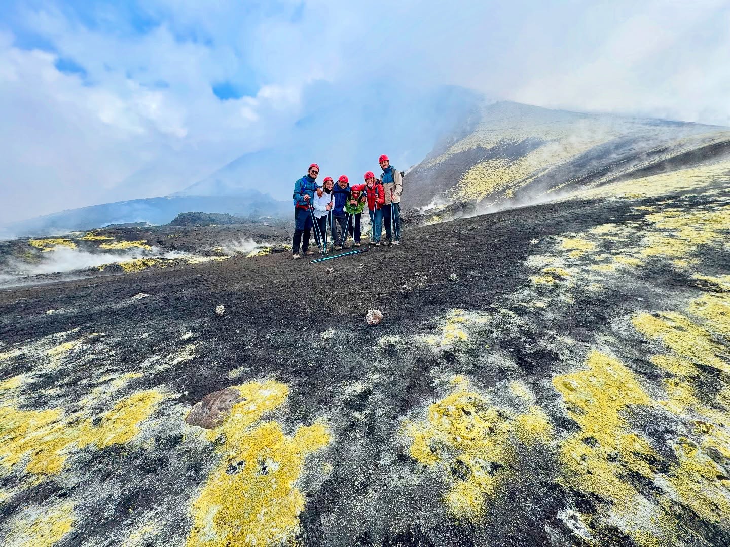#Etna Cratere Centrale Trek
#etnative #sicily #volcanoes #sicilia #turismodiqualità
👉Info/Prenota
🌍 https://www.etnative.com/etna-cratere-centrale
📲 wa.me/393780861560
Ⓜ️ etnativo@yahoo.it