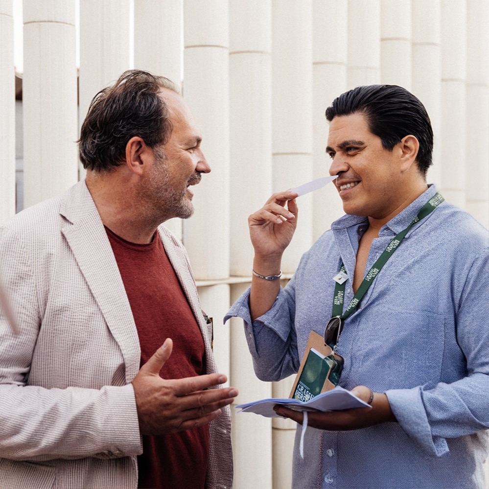 Grasse Perfume Week
After the movie screening, we gathered for an intimate moment of exchange. Guests shared impressions with the perfumers and the LUZI team - a beautiful close to an emotional, immersive evening.
@perfumeweek
@nezlarevue