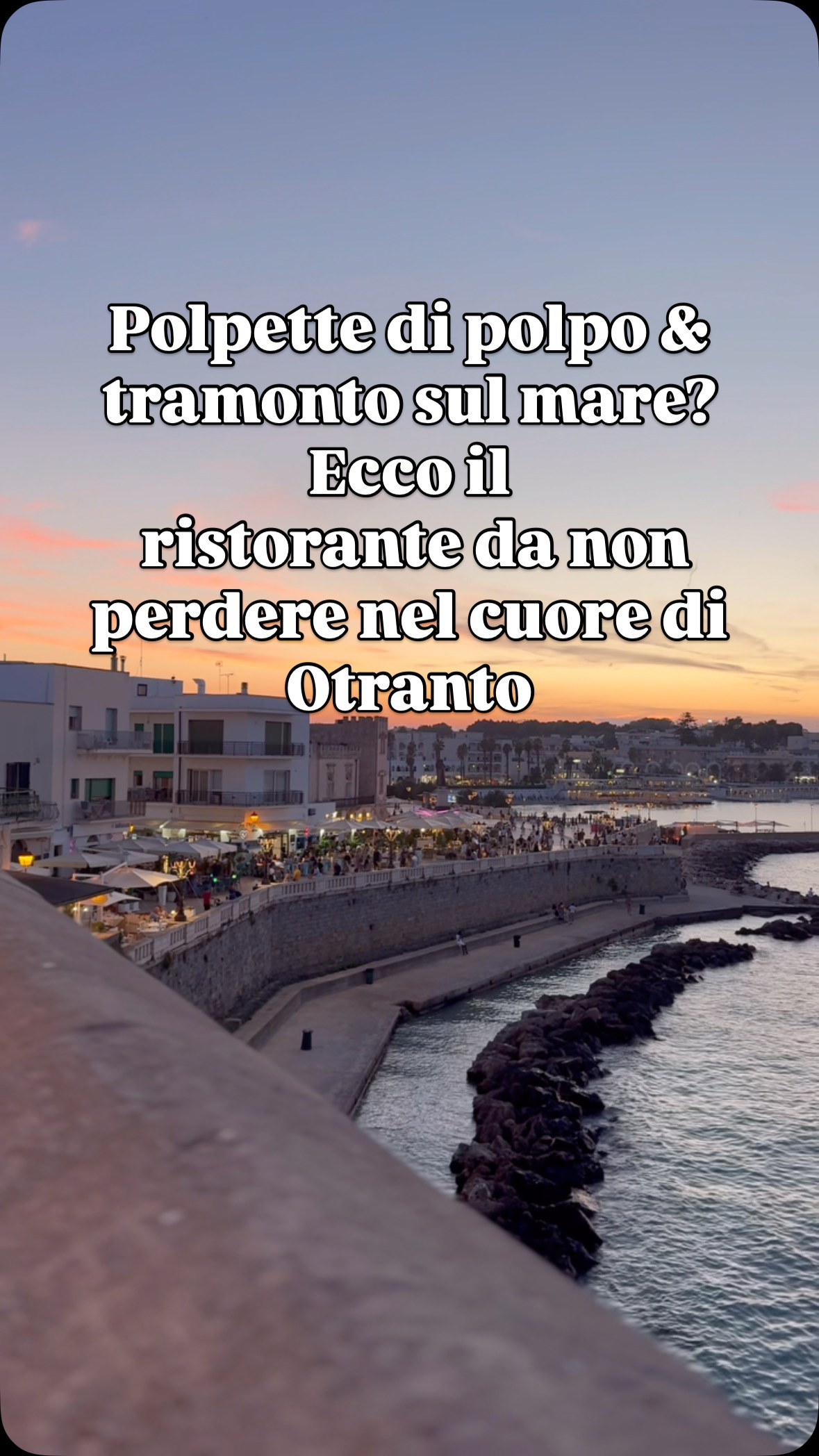 🌊✨ A Otranto c’è un posto che profuma di mare e bellezza.
La Polperia è un locale con una terrazza incastonata nel cuore del centro storico, con una vista che lascia senza parole e una cucina che racconta il Salento in ogni piatto.
🦑 Le polpette di polpo? Imperdibili.
🦪 I crudi? Tra i migliori che abbiamo mai provato.
Perfetta per un aperitivo al tramonto o una cena speciale, in un’atmosfera rilassata, curata e autentica.
📲 La prenotazione è obbligatoria se vuoi un tavolo vista mare!
Noi ci torneremo sicuramente… e tu? 💙
#Otranto #LaPolperia #CucinaDiMare #VistaMare #AperitivoConVista #PolpetteDiPolpo #FoodExperience #TravelItalia #Salento2025 #LuoghiDaScoprire