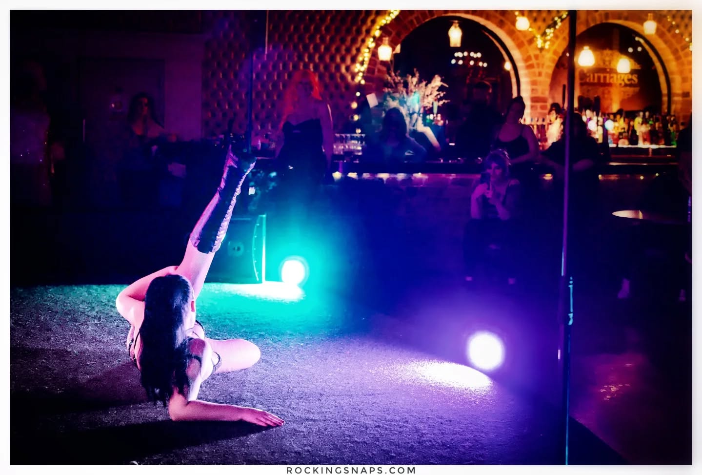 I've got castings out for lots of shows in different cities at the moment. I am working through them one by one. I'm also looking forward to meeting lots of performers I've not had the pleasure of working with yet 😊
I'm still looking for hosts and a few more established performers, so do send your details in on time 💕
Tomorrow I shall be in Coventry for Heat 🔥 Saturday up until 1pm I'll be holding private 1:1s, I only have a 10am slot left! I then get to perform for a lovely women in business event in the evening 💼
.
.
Side Note - For all those interested in classes, sessions, workshops and courses. You can find all the details on my @rubysrebels website. Please contact rubysrebelsburlesque@gmail.com for more information and my lovely admin will be in touch ❤️
P.S there was a whole audience sat on the other side of this room, it wasn't a private show 😅
#BurlesquePerformer #BusyBee #UKBurlesque #BurlyLife #BurlyBusiness #HausOfRubysRebels