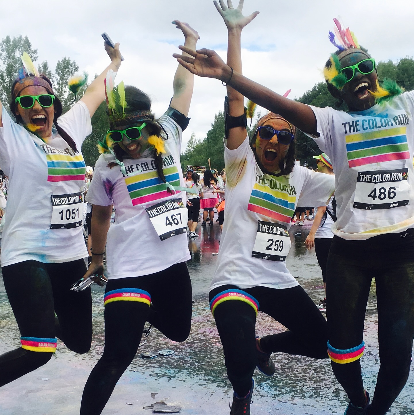 Aujourd’hui, c’est la fête chez nos voisins français 🇫🇷
Un jour de célébration, de partage… et souvent de beaux feux d’artifice.
Et ça nous a donné une idée 💡
Dans 2 mois exactement, on vous donne rendez-vous pour un feu d’artifice un peu différent…
Un feu d’artifice de couleurs, d’énergie et de fun : la Baloise Color Run Luxembourg !
Pour marquer le coup, on lance avec @baloiselu notre premier concours 🎉
👉 Tague un·e ami·e avec qui tu rêves de courir les 5 km les plus joyeux de la planète
Chaque duo recevra un voucher spécial avec une réduction exclusive !
À vos commentaires ! On a hâte de colorer l’été avec vous 🌈
#ColorRunLuxembourg #Concours #FunRun #BaloiseLux #TeamColorRun #SummerVibes