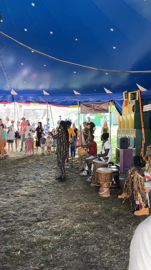 Reeds for Kids ❤️💛💚
Immer am Reeds-Sonntag um 10.00 - gratis für alle! 😍
#reedsfestival2025 #reedsfestival #reedsfamily #reedsforkids #pfäffikonzh