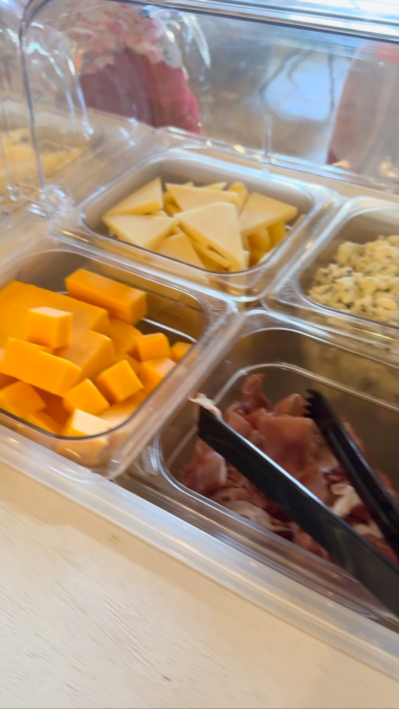 The VIP’s loved our charcuterie bar at the fundraiser this weekend! It’s never too early to book the bar for your holiday party! Charcuterie boards, boxes and cups are also available for catering & delivery. Contact us for more information. #charcuterie #cheflife #holiday #corporate #catering #minnesota #mobile