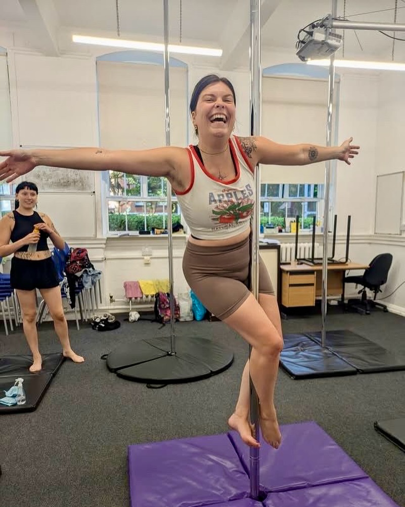 The gorgeous Katy smashing a crucifix in Absolute Beginners this week with Quinn!
If you’ve always wanted to try pole but don’t know where to start, visit our website and come and see us!